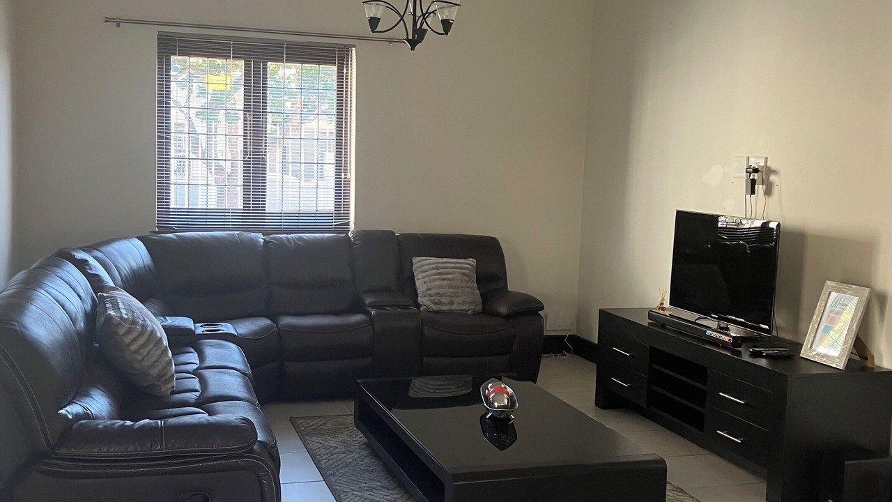Photo of Livingroom in Port Elizabeth Central
