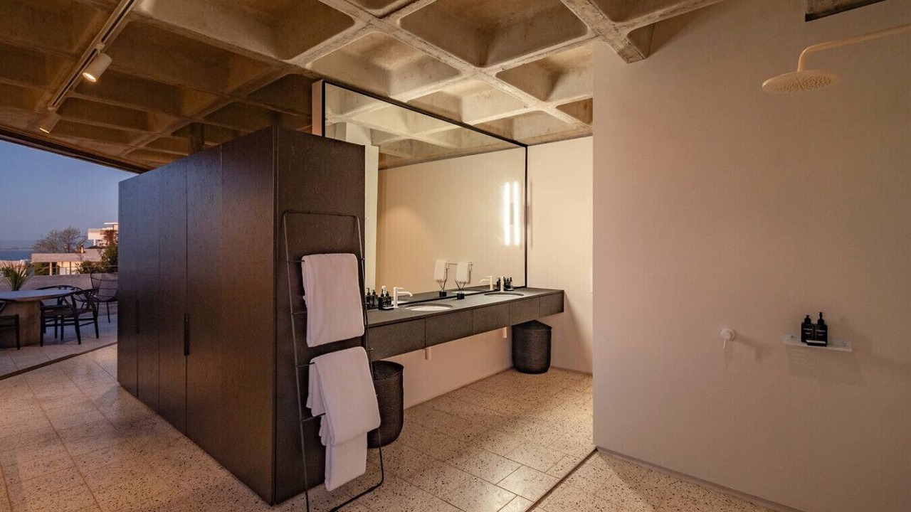 Photo of Bathroom in Sea Point