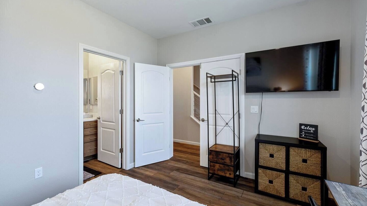 Photo of Bedroom in Communications Hill