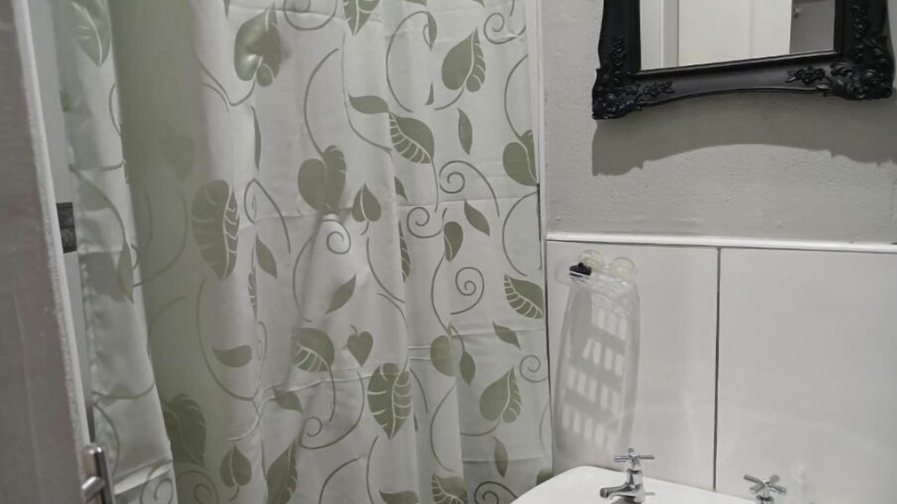Photo of Bathroom in Fichardt Park