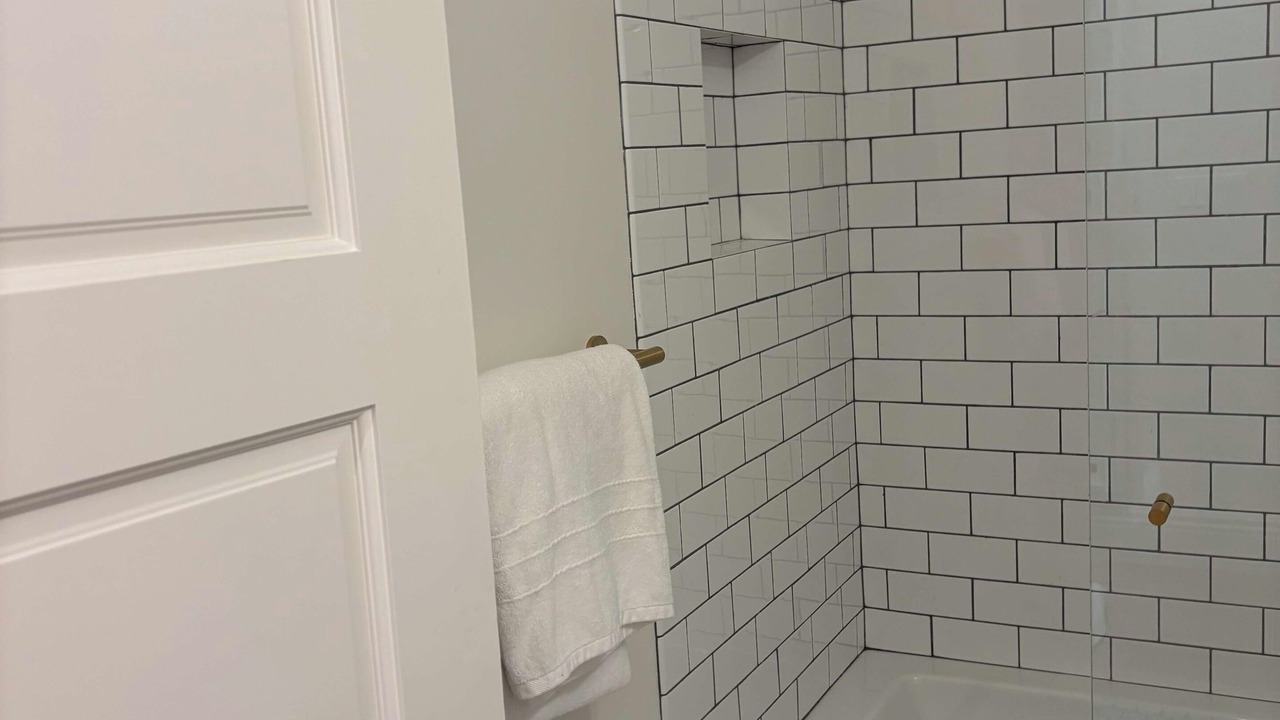 Photo of Bathroom in Dolores Heights