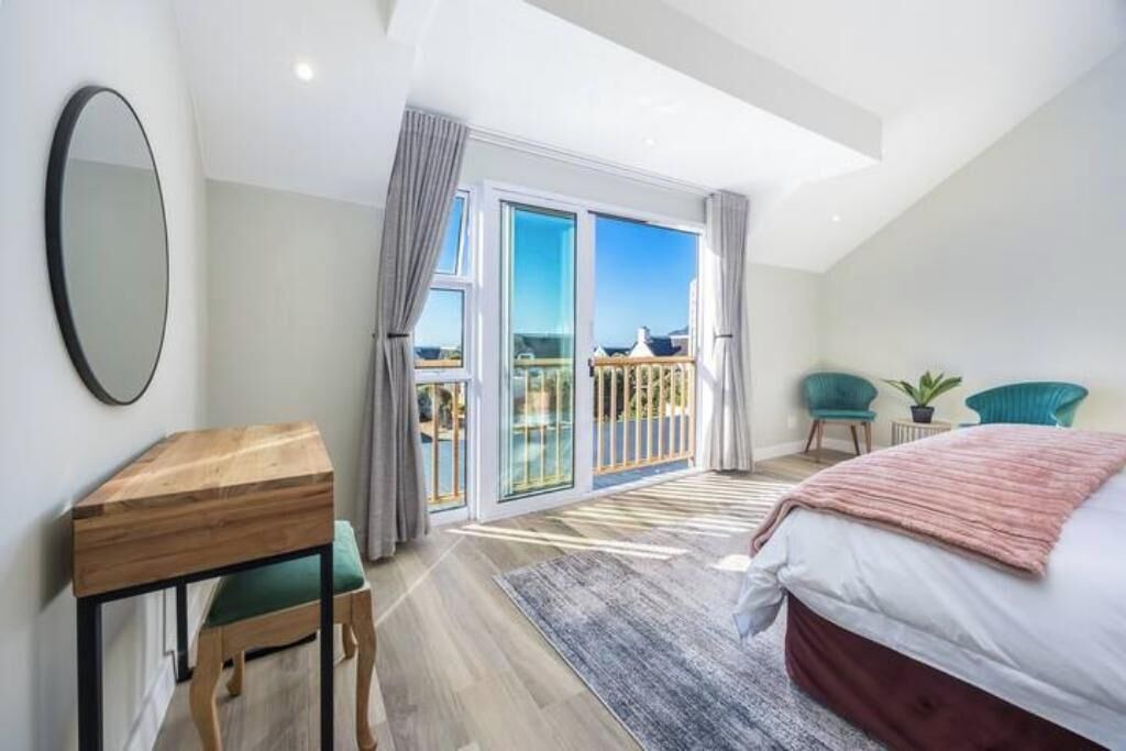Photo of Bedroom in Kommetjie