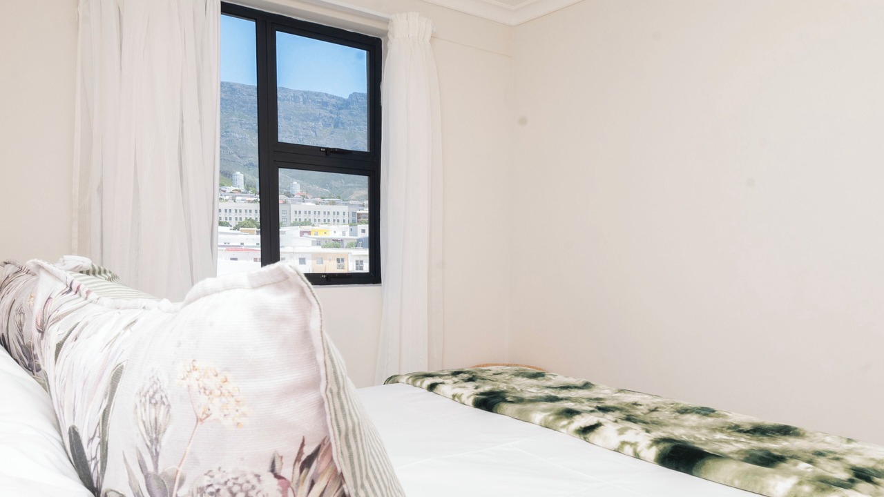 Photo of Bedroom in Cape Town City Centre