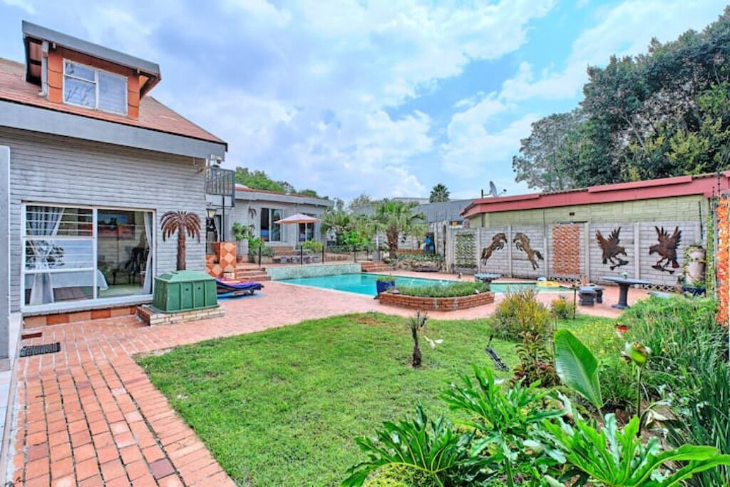 Photo of Outdoor in Woodmead