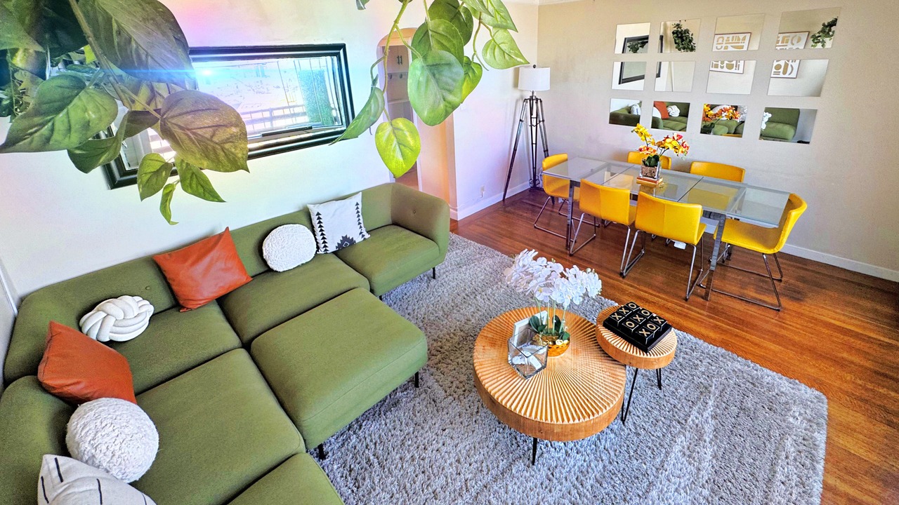 Photo of Livingroom in Eureka Valley