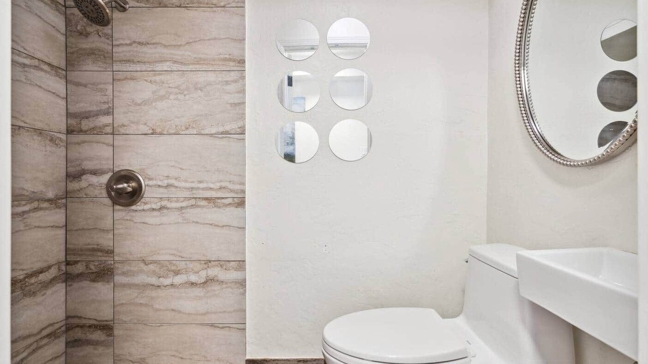 Photo of Bathroom in University South