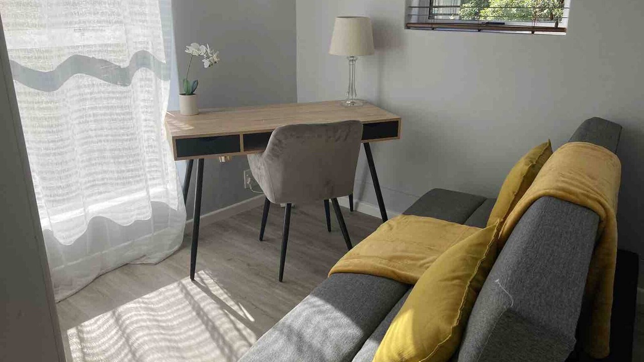 Photo of Livingroom in Scott Estate