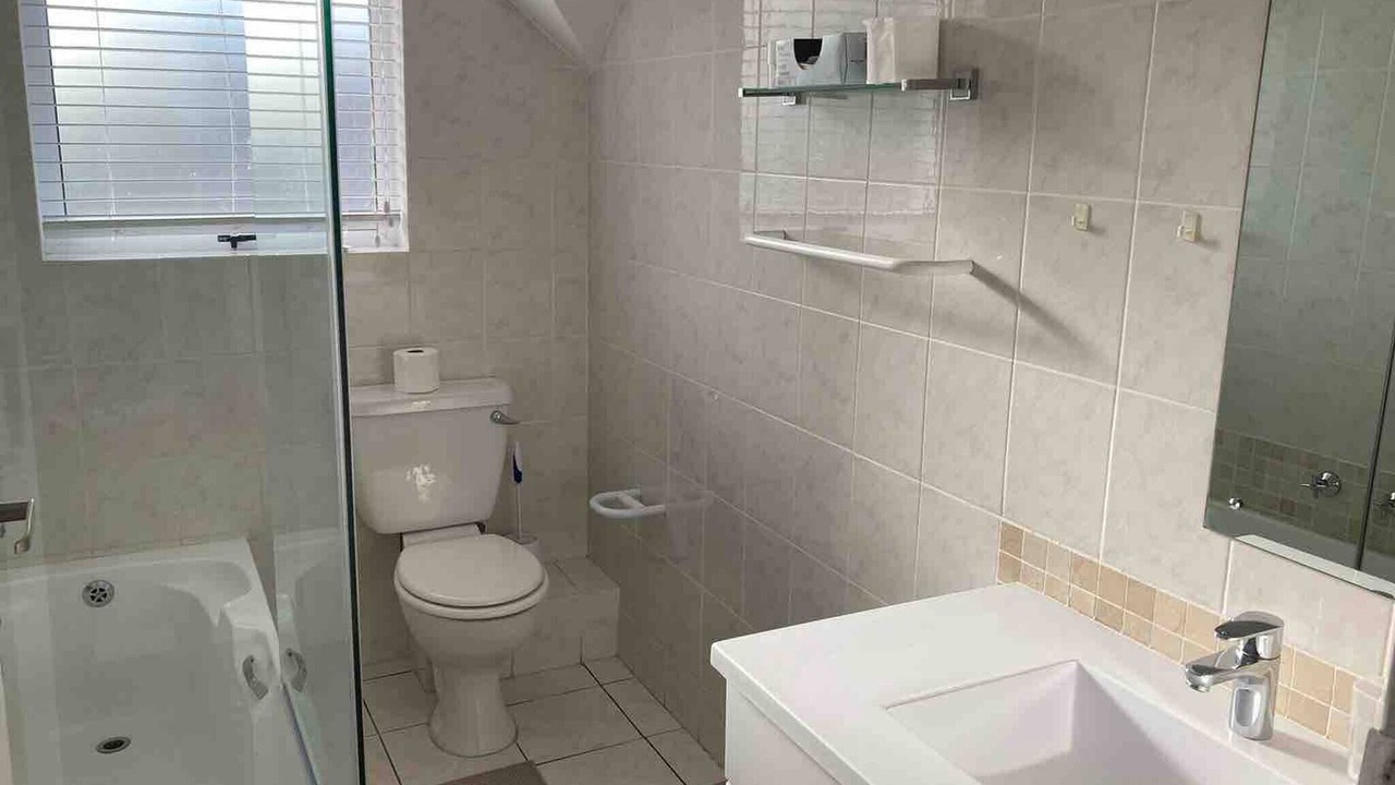 Photo of Bathroom in Scott Estate