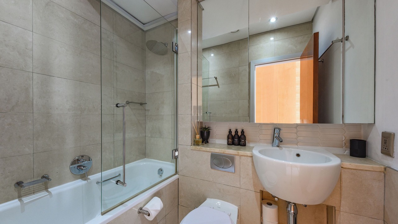 Photo of Bathroom in Sandown