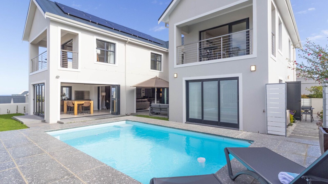 Photo of Outdoor in Westcliff