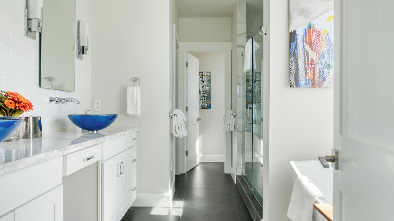 Photo of Bathroom in Kenwood