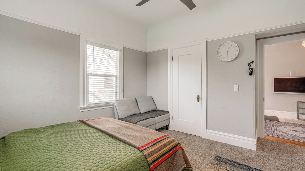 Photo of Bedroom in Alameda