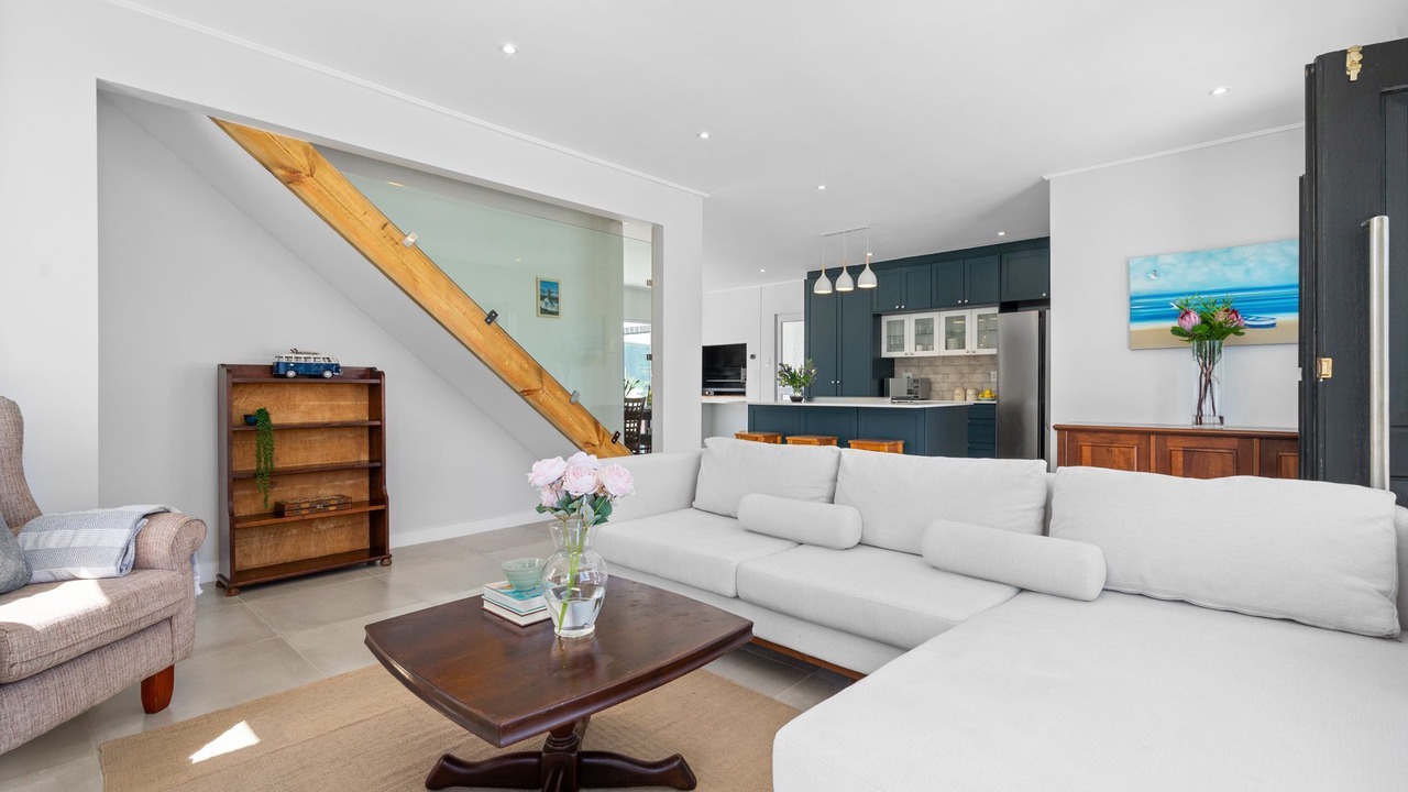 Photo of Livingroom in Betty's Bay
