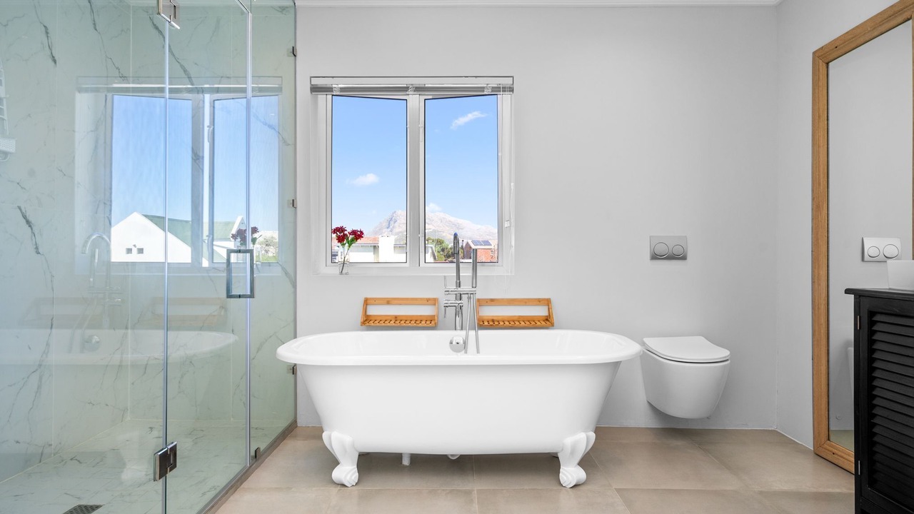 Photo of Bathroom in Betty's Bay