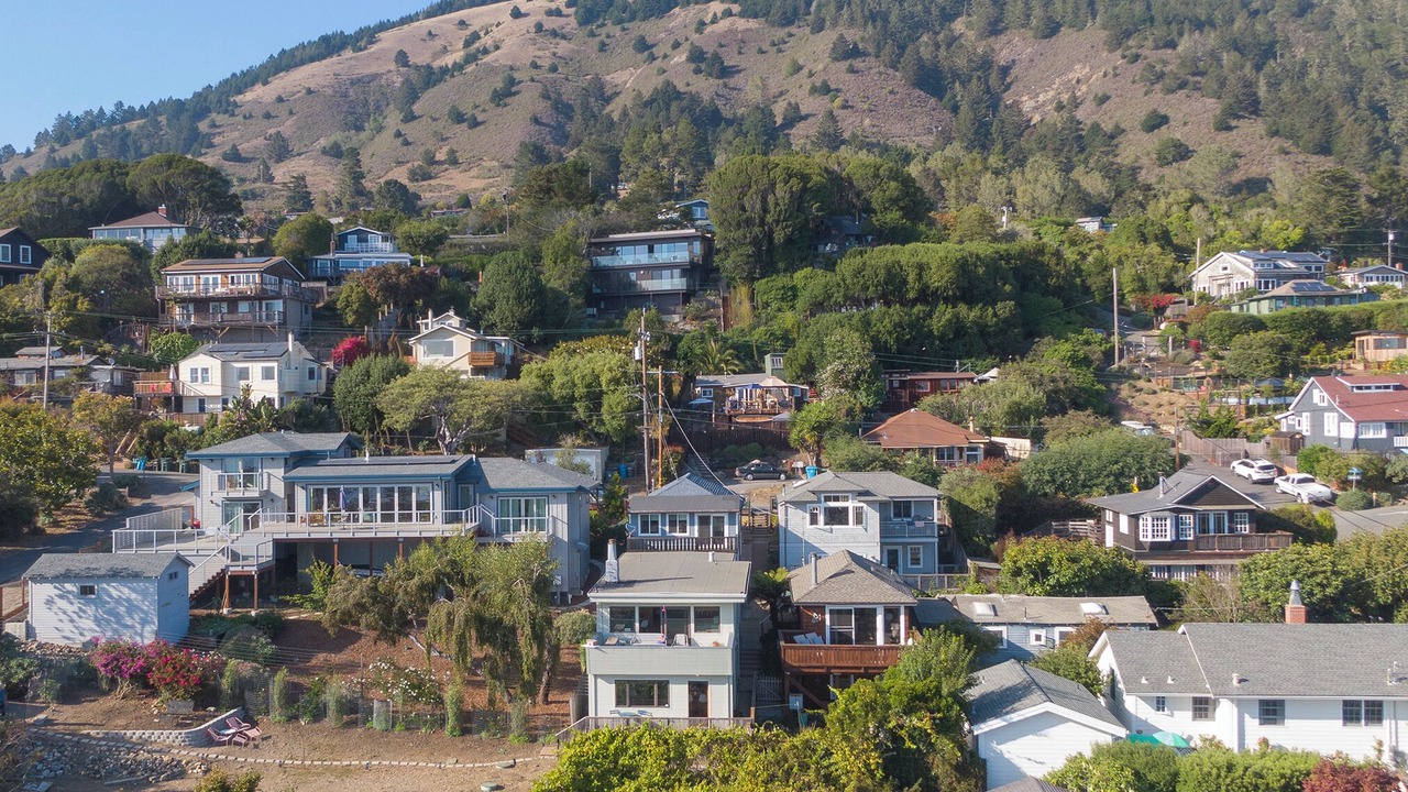 Photo of Others in Stinson Beach