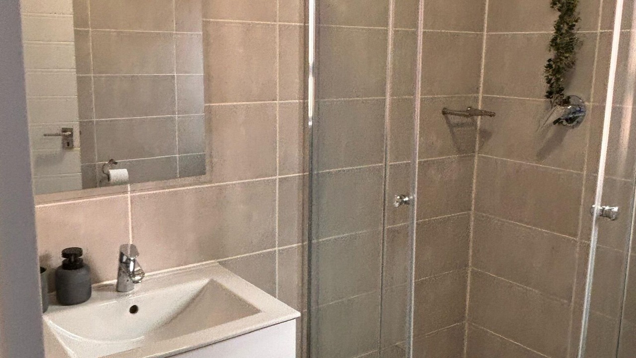 Photo of Bathroom in The Willows