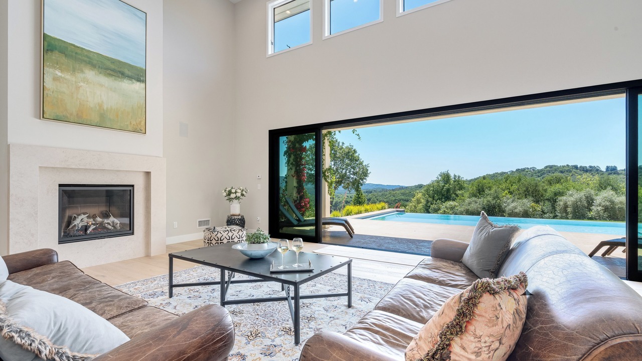 Photo of Livingroom in Glen Ellen