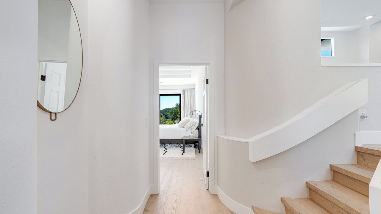 Photo of Bedroom in Glen Ellen