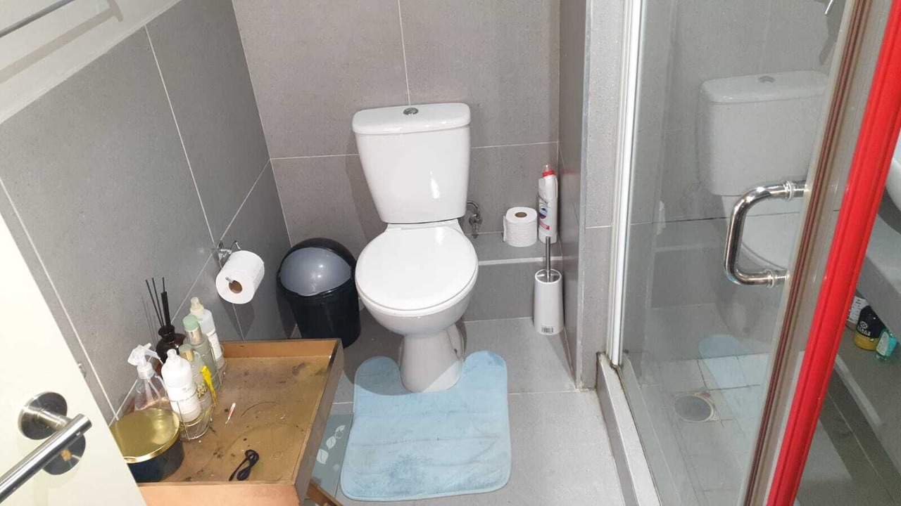 Photo of Bathroom in Burgundy Estate