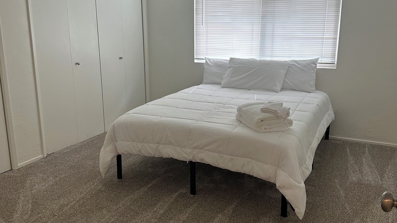 Photo of Bedroom in Lakeport