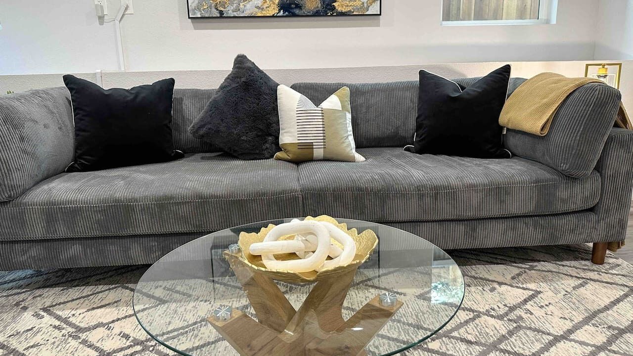 Photo of Livingroom in Downtown Sacramento