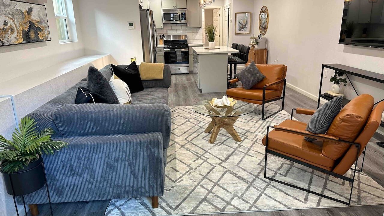 Photo of Livingroom in Downtown Sacramento