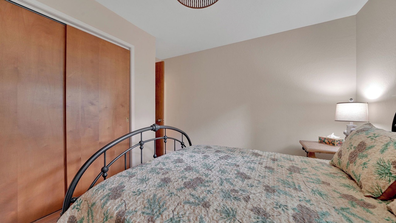 Photo of Bedroom in Glencoe