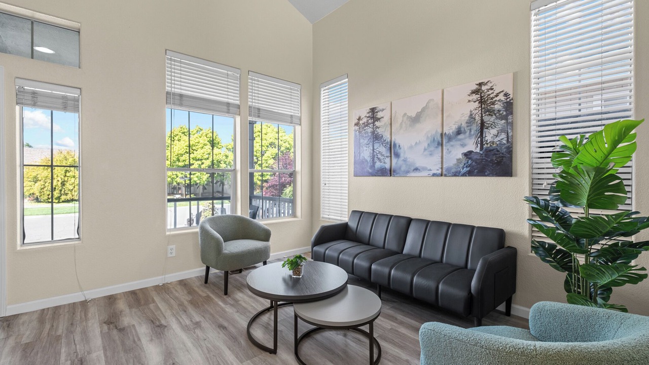 Photo of Livingroom in Southwest Santa Rosa