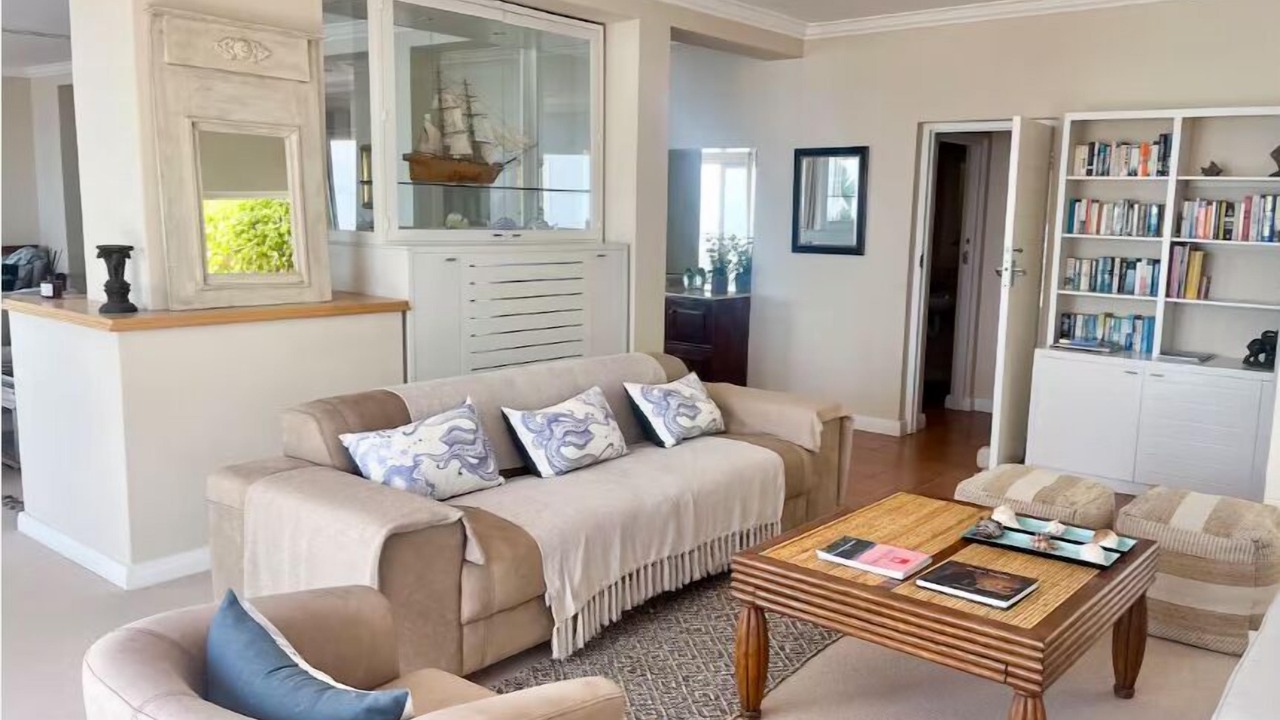 Photo of Livingroom in Bantry Bay