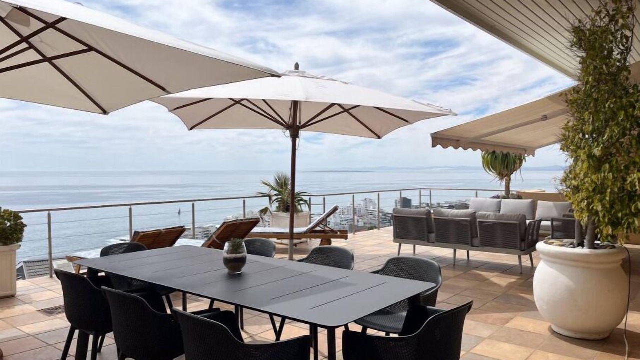 Photo of Outdoor in Bantry Bay