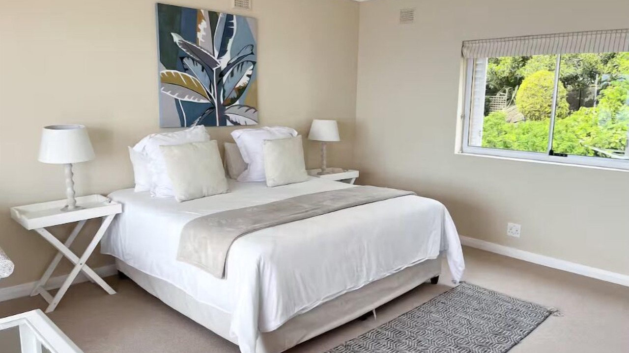 Photo of Bedroom in Bantry Bay