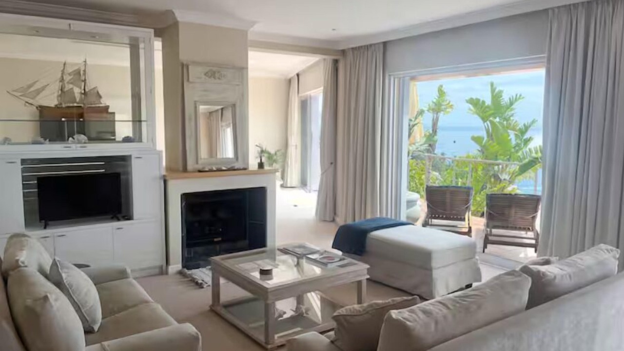 Photo of Livingroom in Bantry Bay