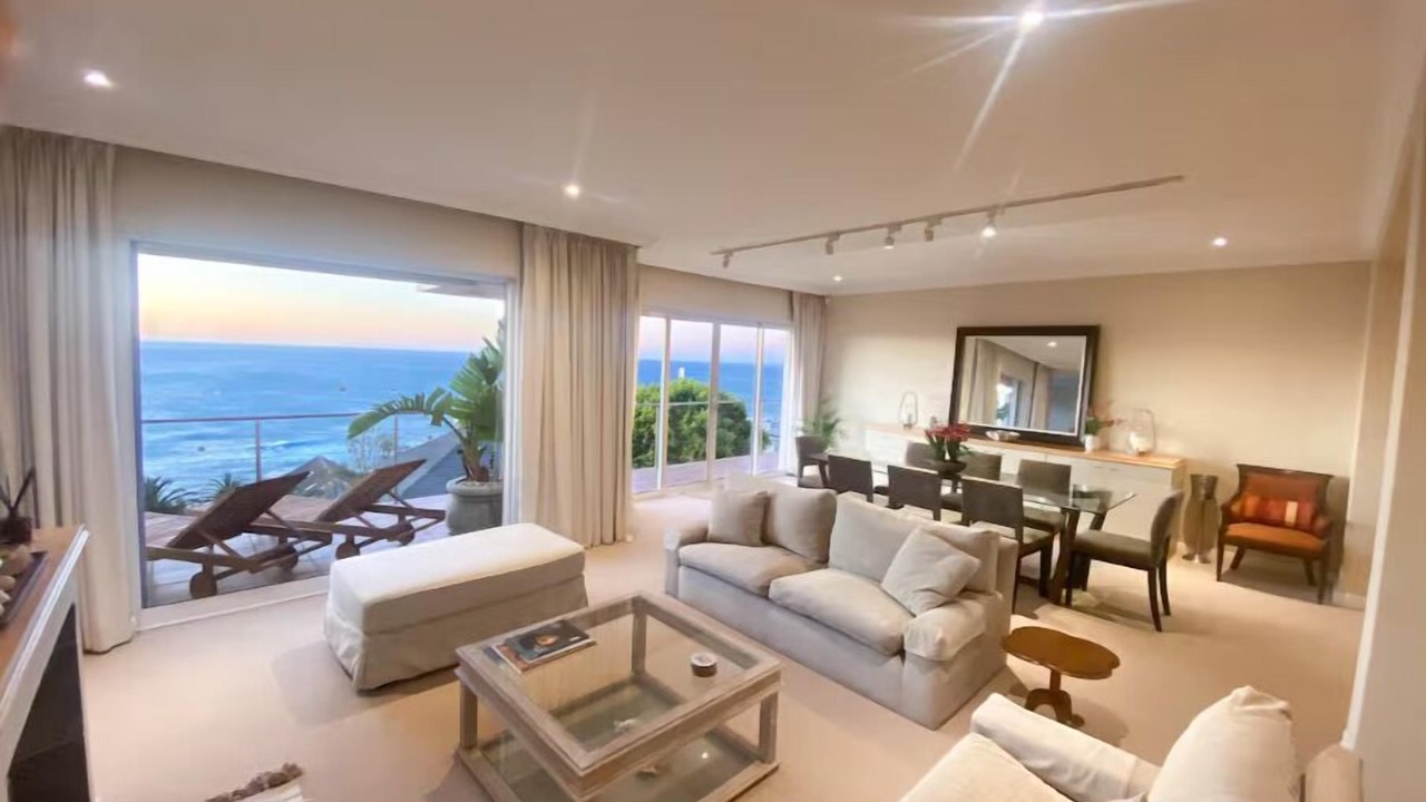 Photo of Livingroom in Bantry Bay
