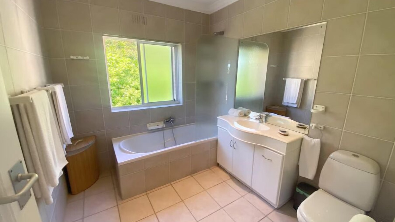 Photo of Bathroom in Bantry Bay