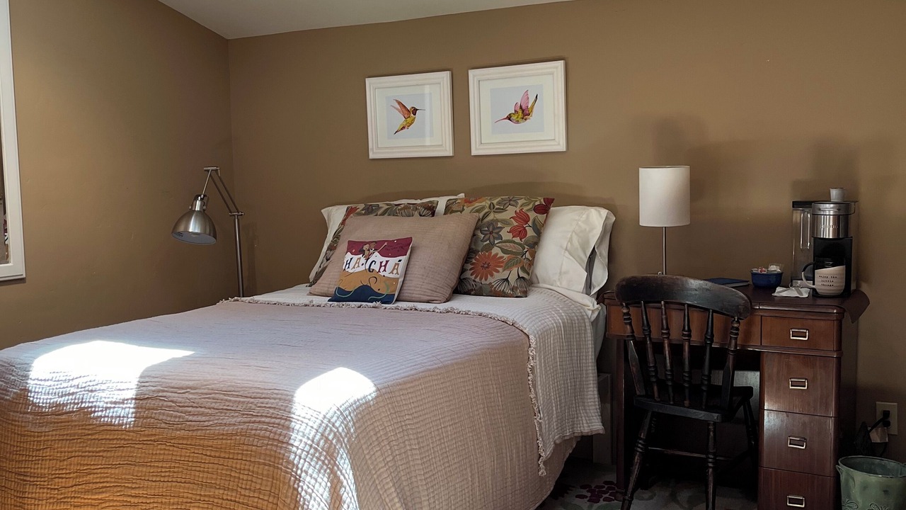 Photo of Bedroom in Willow Glen