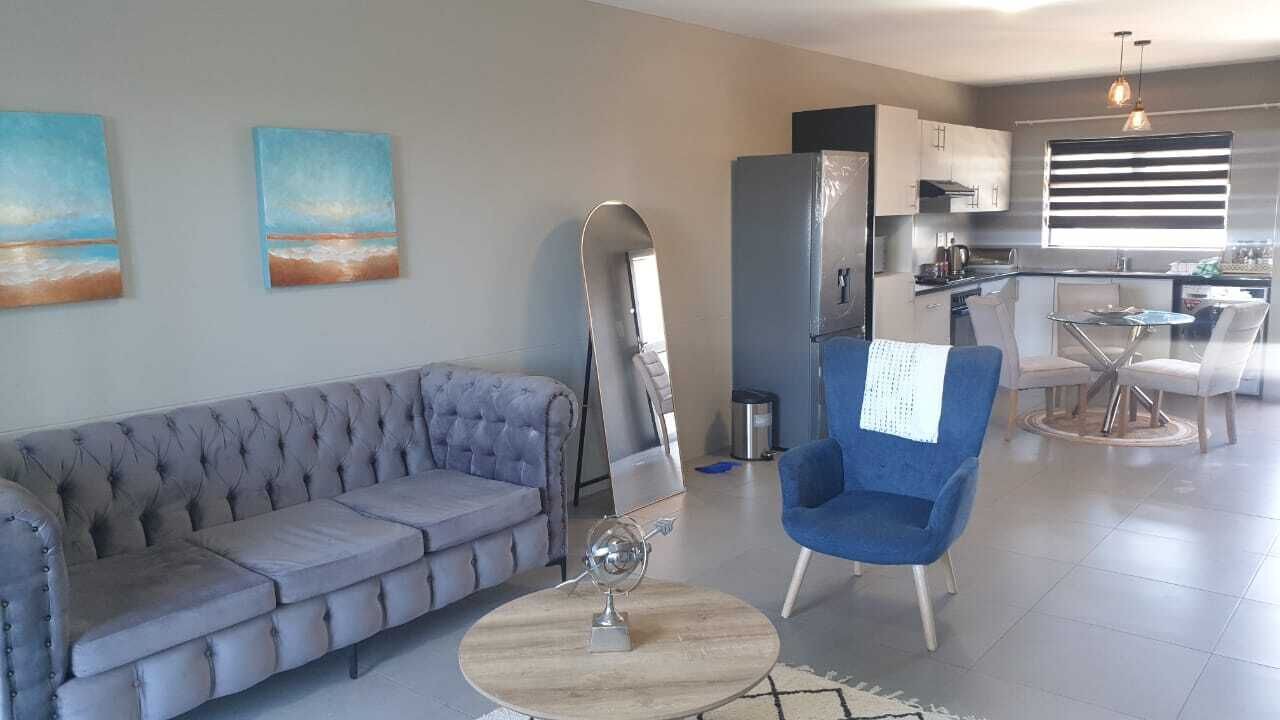 Photo of Livingroom in Burgundy Estate