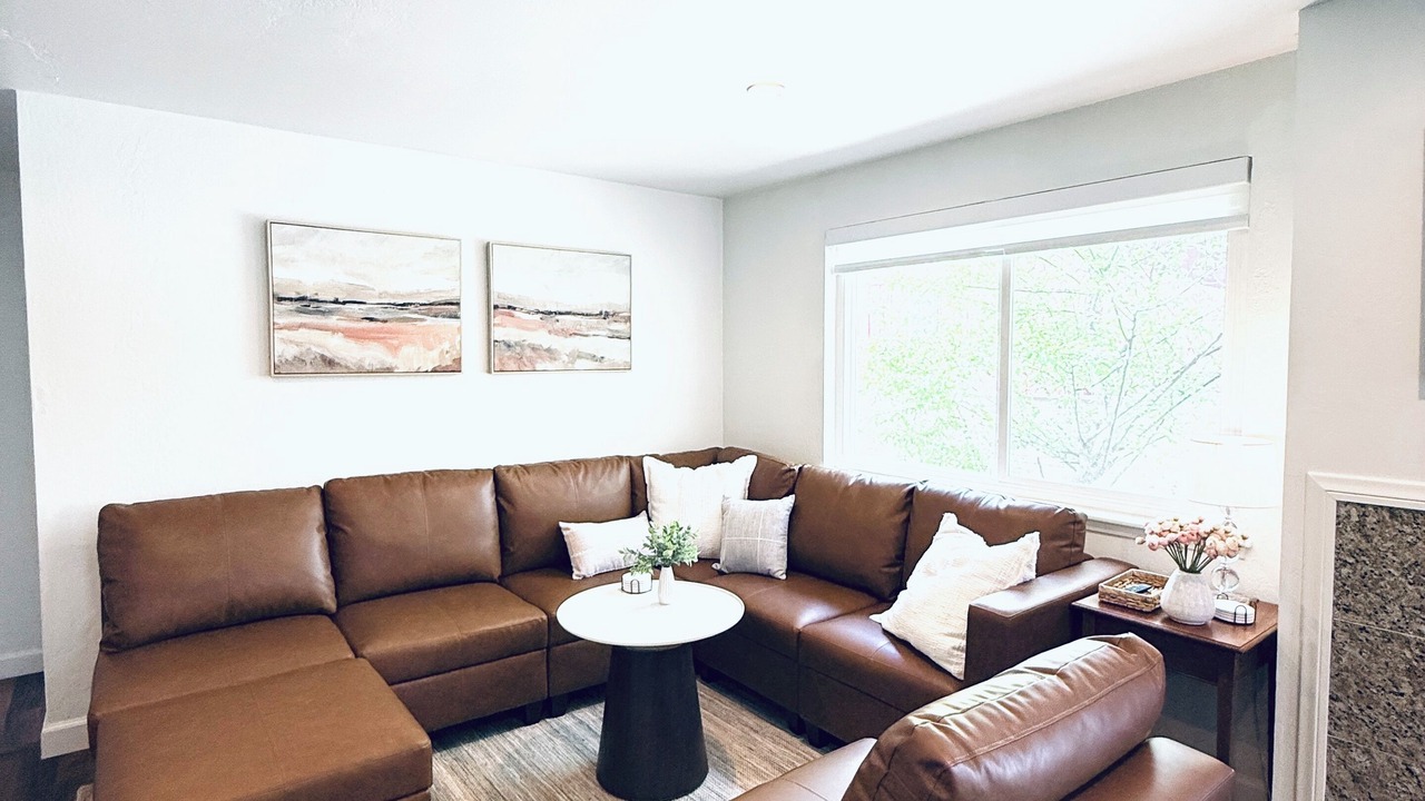 Photo of Livingroom in Montara