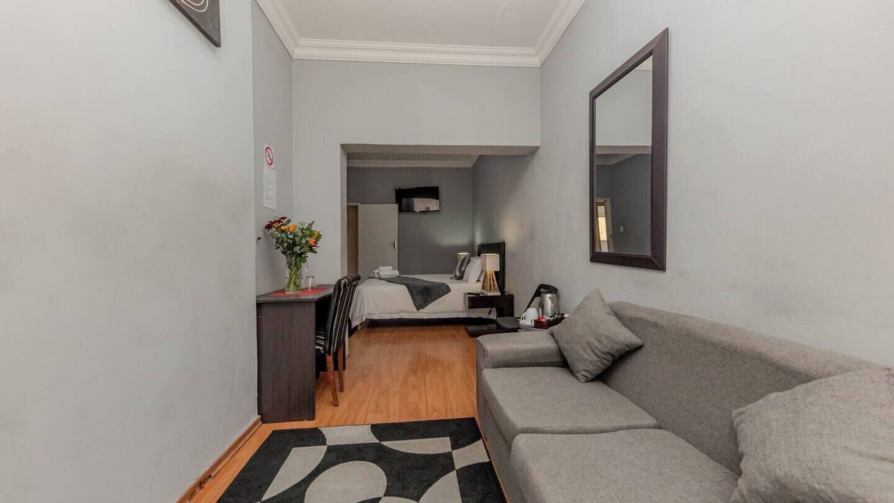 Photo of Livingroom in Greater Johannesburg Metropolitan Area