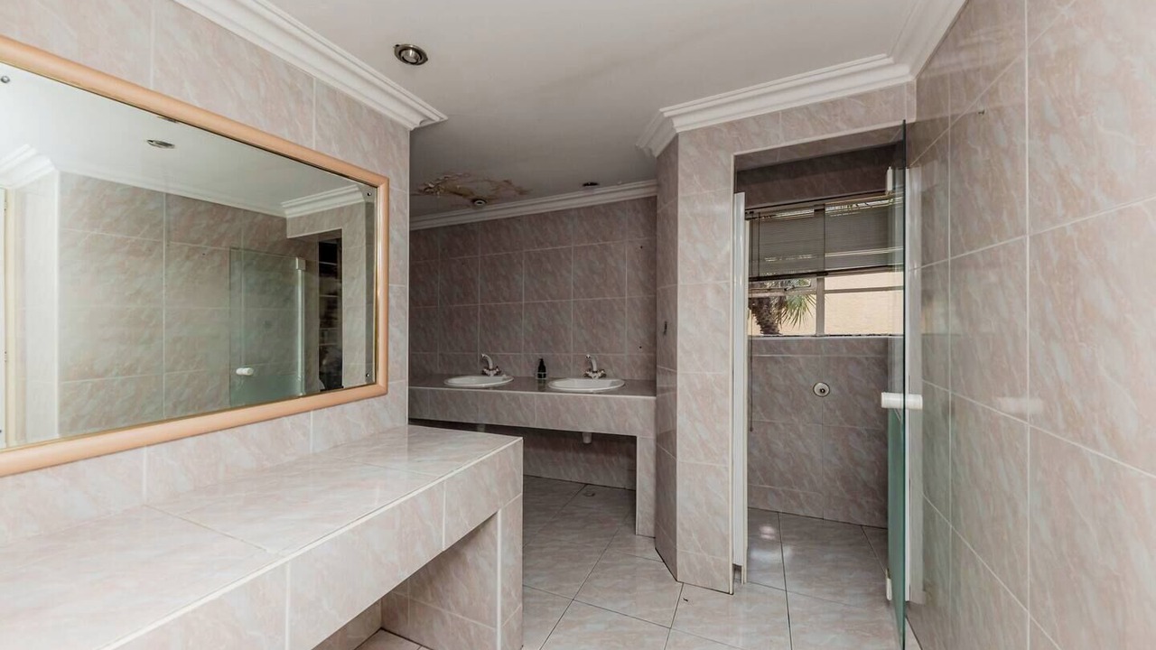 Photo of Bathroom in Greater Johannesburg Metropolitan Area