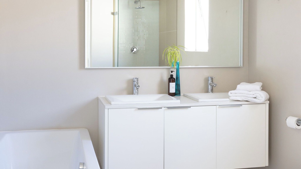 Photo of Bathroom in Shelley Point