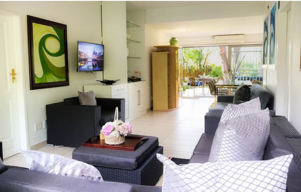 Photo of Livingroom in Vaalview