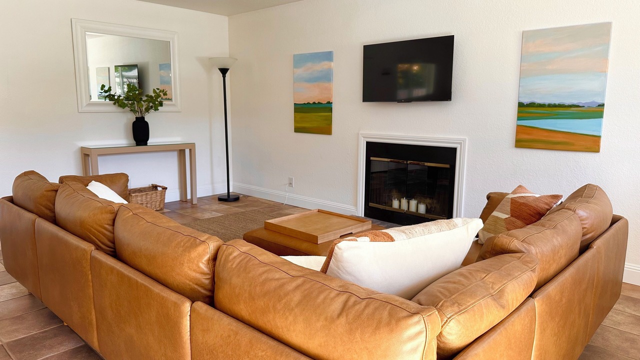 Photo of Bedroom in Santa Rosa