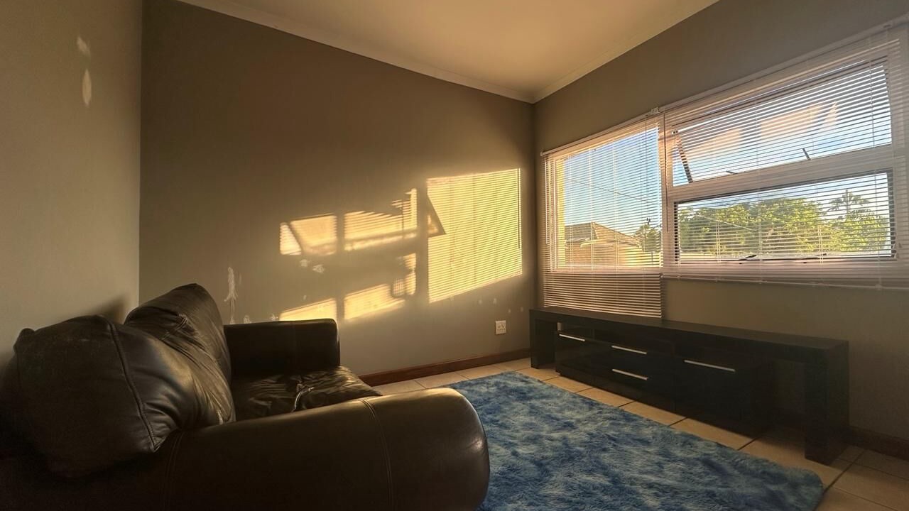 Photo of Livingroom in Parow North