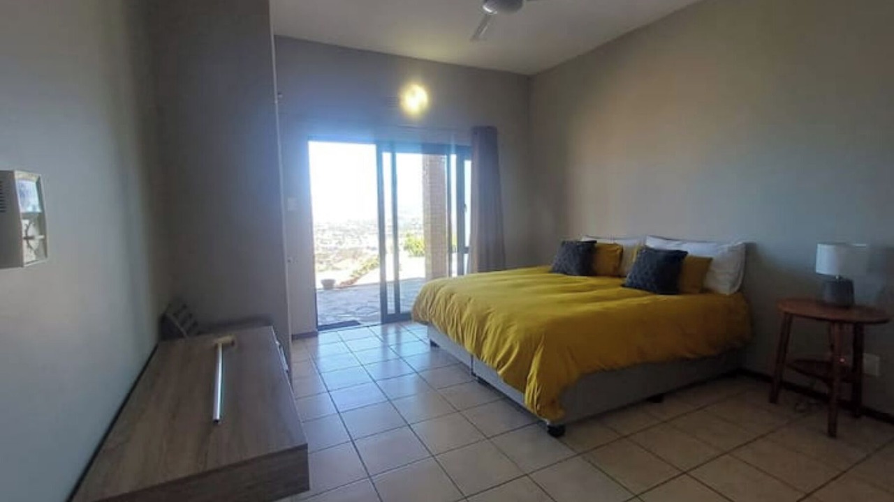 Photo of Bedroom in Mountainside