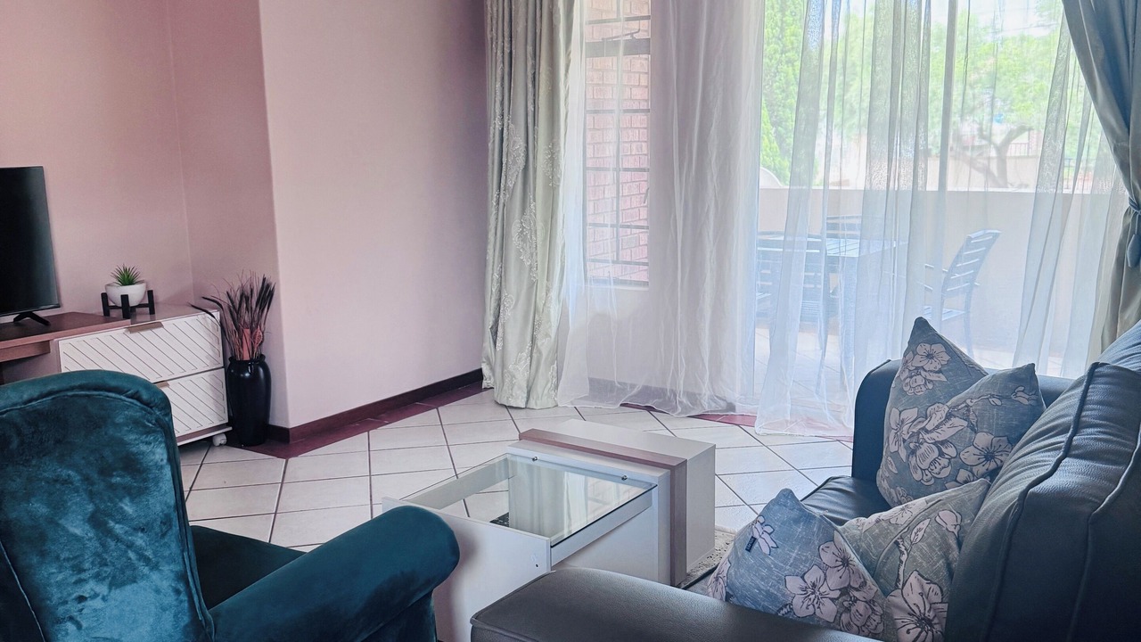 Photo of Livingroom in Die Hoewes