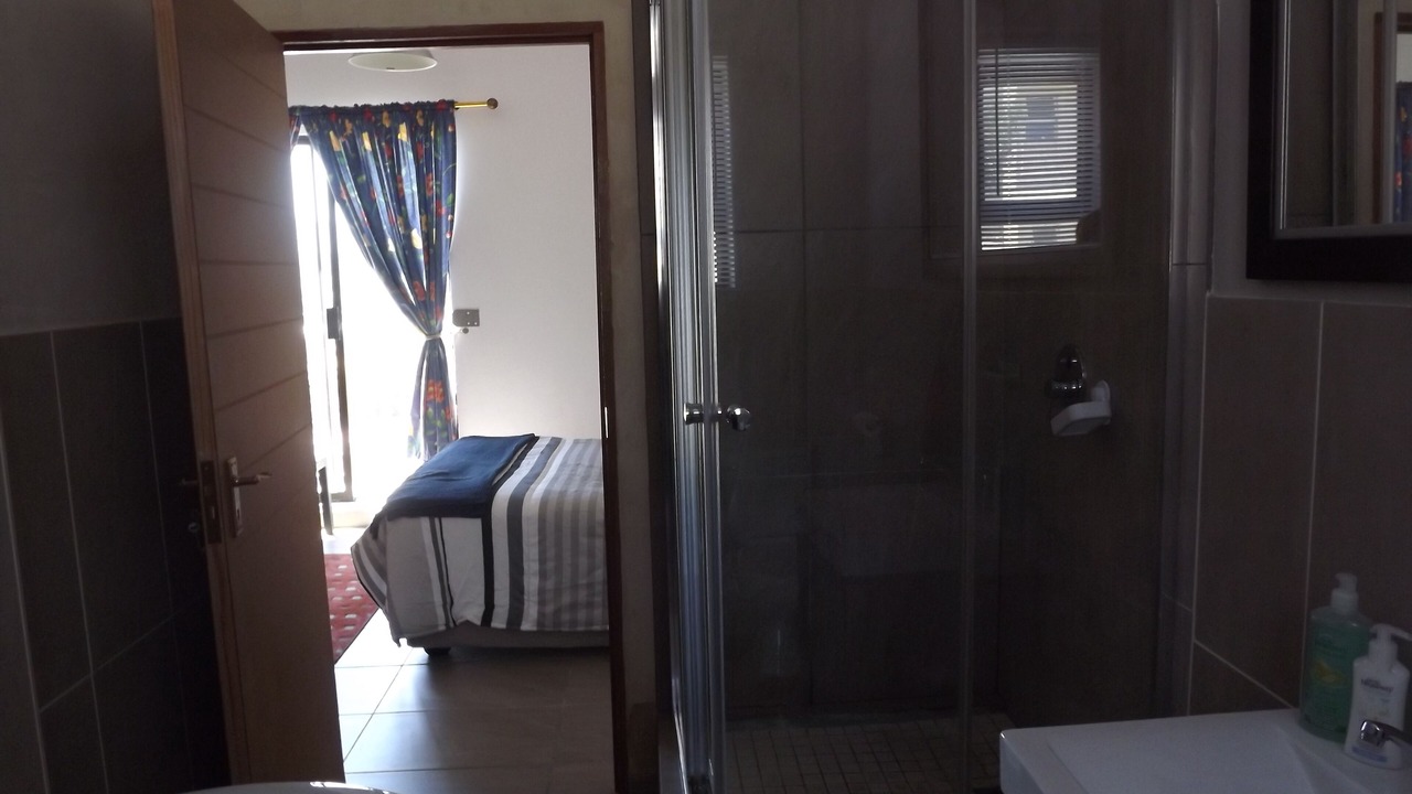 Photo of Bathroom in Mountainside
