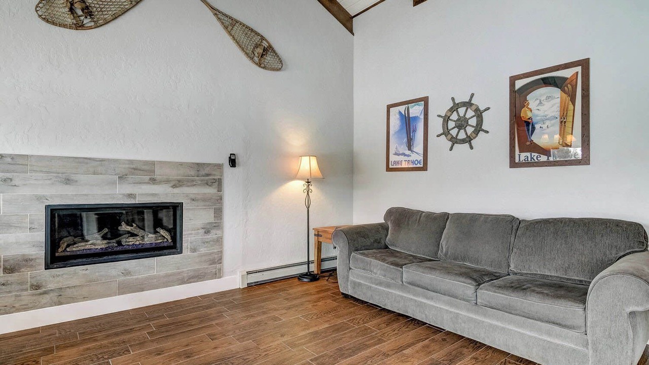 Photo of Bedroom in Tahoe Keys