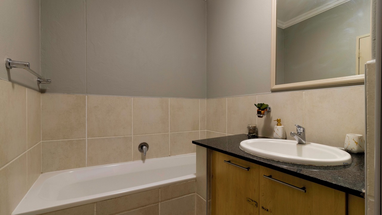 Photo of Bathroom in Greater Johannesburg Metropolitan Area