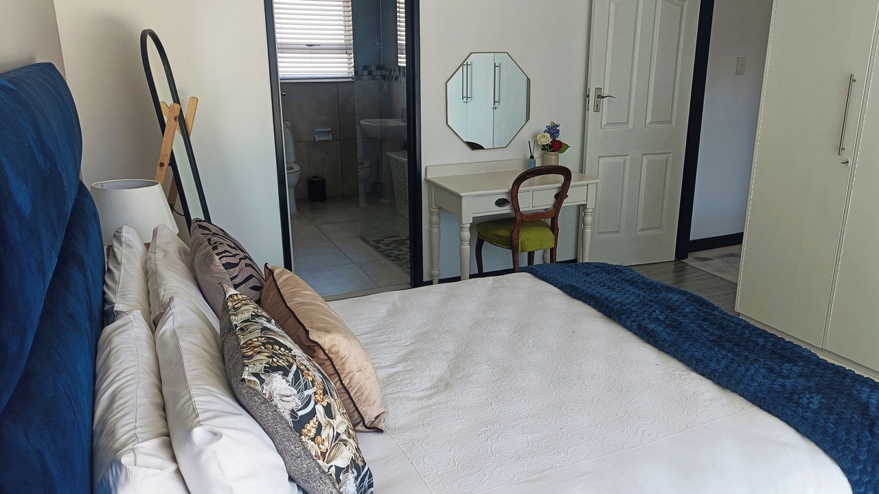 Photo of Bedroom in Goodwood