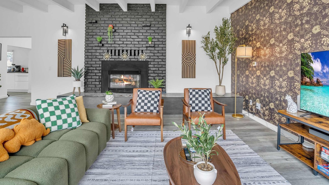 Photo of Livingroom in Montara